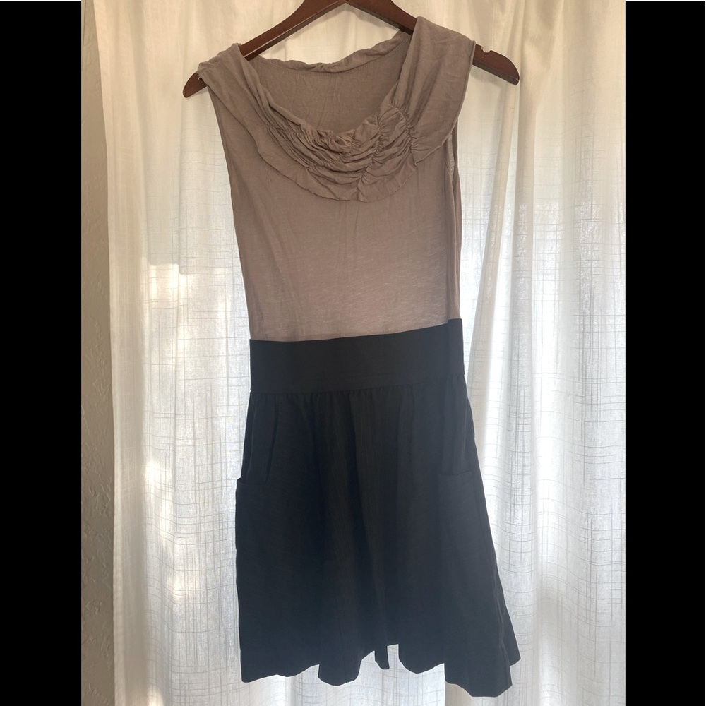 Boutique stretchy dress with flared skirt